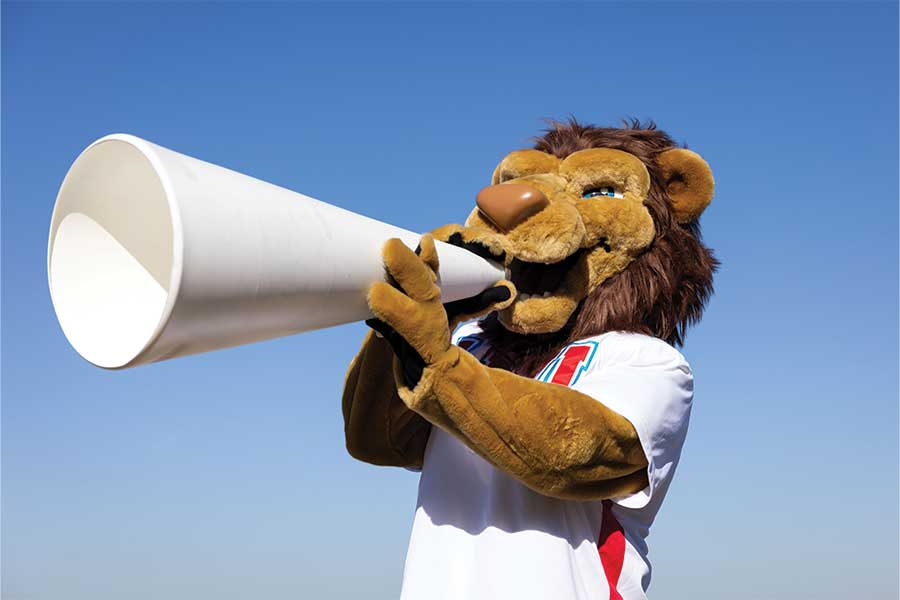 LMU's Iggy the Lion with cone